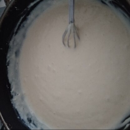 牛乳が約530mlあったので、小麦粉大7バター大3で作りました!ダマにならずに満足です(⁠ ⁠ꈍ⁠ᴗ⁠ꈍ⁠)有難う御座いました〜(⁠◕⁠ᴗ⁠◕⁠✿⁠)